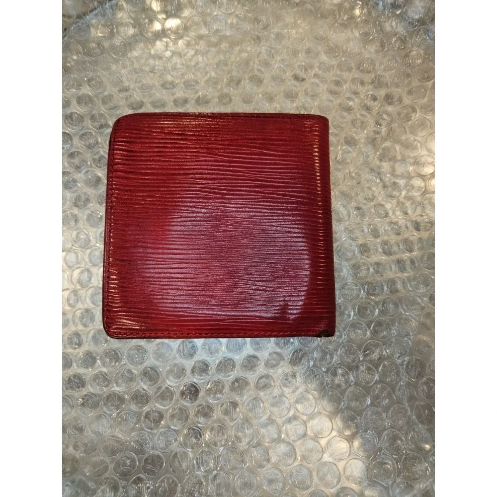 Louis‎ Vuitton Epi Leather Bifold Wallet Red Small Compact